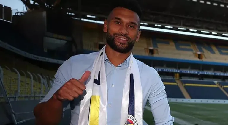 Fenerbahçe hiç oynatmadığı Caulker ile yolları ayırdı