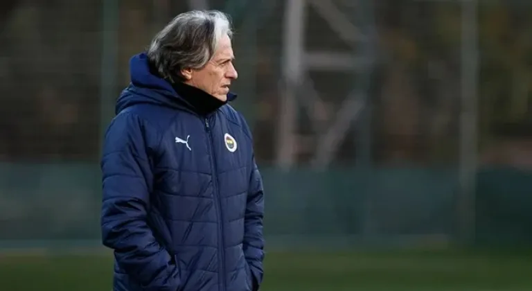 Fenerbahçe'de Jorge Jesus'a ceza geldi