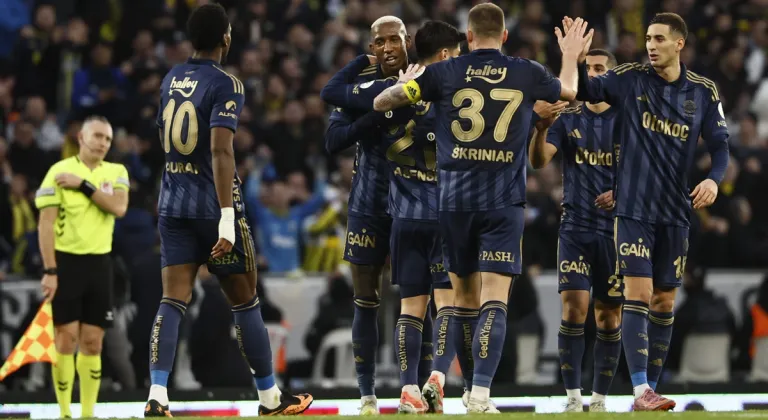 Fenerbahçe’den 20 Yıl Sonra Tarihi Başarı