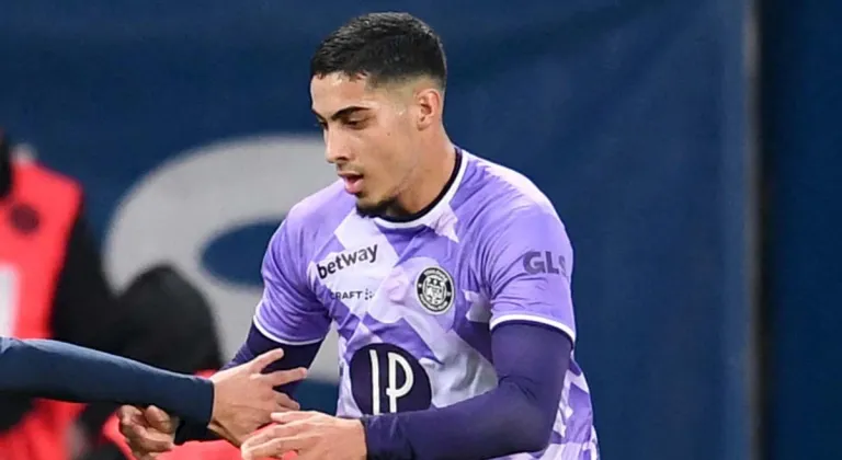 Fenerbahçe’den Bundesliga Çıkarması! Chaibi Transferi Gündemde