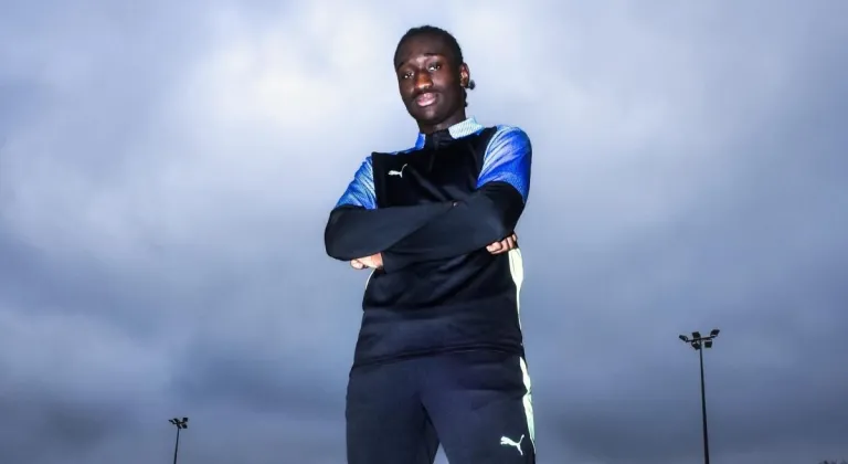 Fenerbahçe’den Forvete Takviye: Sidiki Cherif Satın Alma Opsiyonuyla Kiralandı