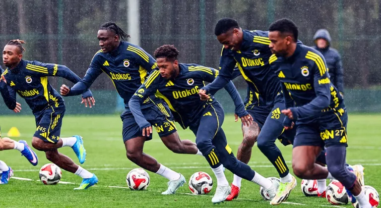 Fenerbahçe’nin Kayserispor Maçı Kamp Kadrosu Açıklandı! 3 Eksik Dikkat Çekti