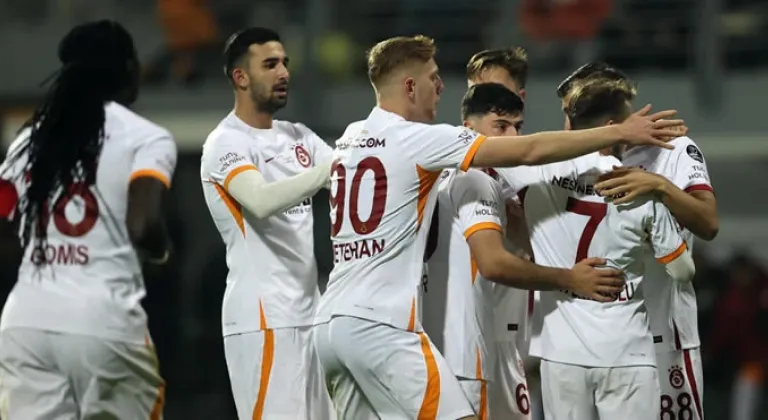 Galatasaray-Adanaspor ile berabere kaldı
