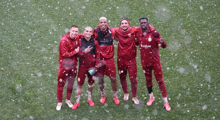 Galatasaray'da savunma sıkıntısı