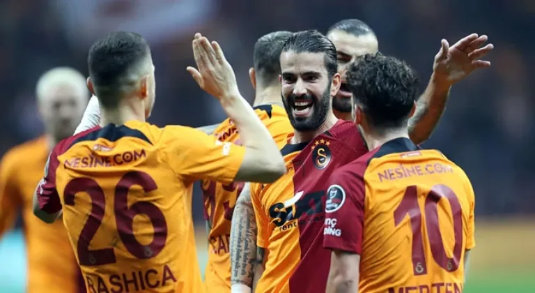 Galatasaray Kayserispor'a gol yağdırdı
