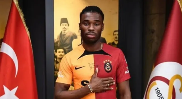 Galatasaray Sam Adekugbe'yi duyurdu
