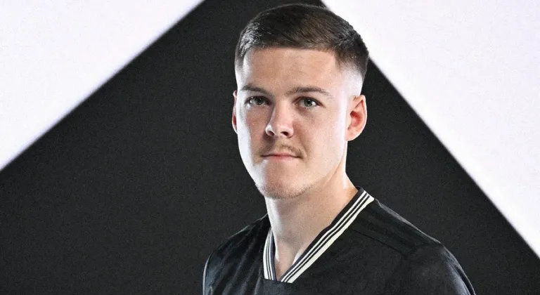 Galatasaray’ın Rakibi Juventus’tan Transfer Hamlesi! Emil Holm Kadroya Katıldı