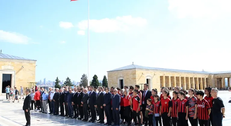 Gençlerbirliği Anıtkabir ziyareti
