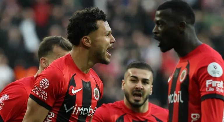 Gençlerbirliği Evinde Geçit Vermiyor! Gaziantep FK’yı 2-1 Mağlup Etti