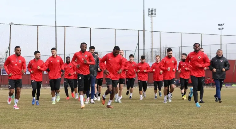 Gençlerbirliği lider Eyüpspor'dan puan koparma peşinde