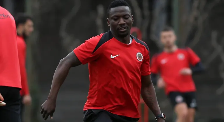 Gençlerbirliği'nde Etebo geri döndü