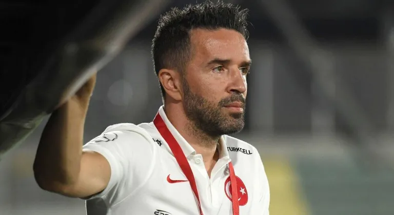 Gökhan Gönül için iddia... Yetiştiği takıma dönüyor...