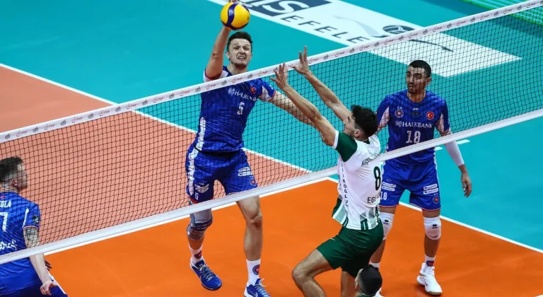 Halkbank Akkuş’a konuk
