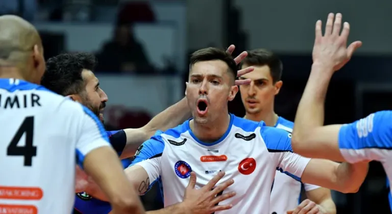 Halkbank final için vuracak