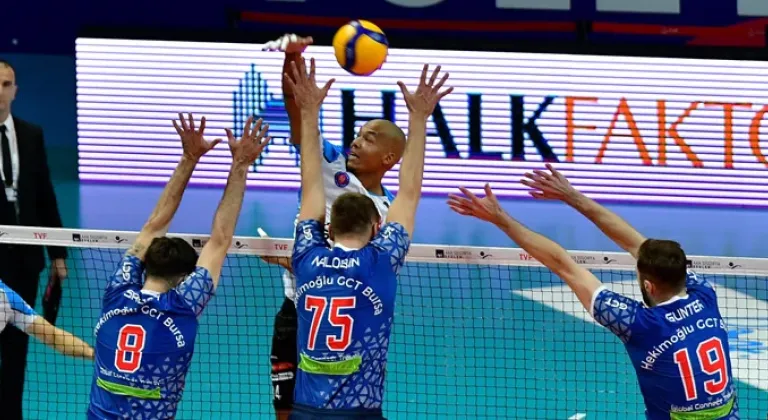 Halkbank Hekimoğlu'nu da devirdi...7'de 7 yaptı