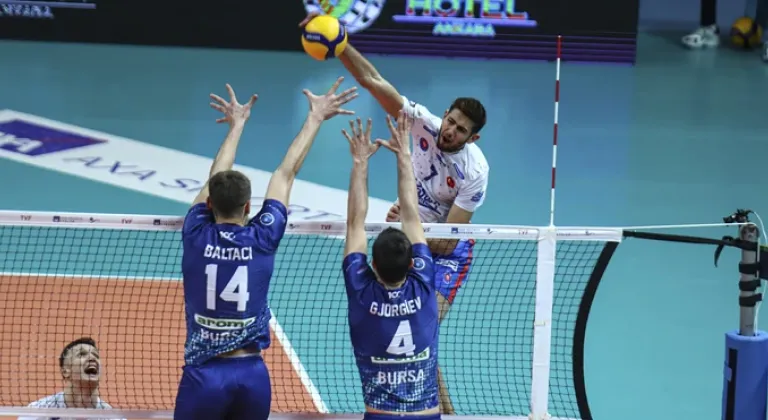 Halkbank kazanmaya devam ediyor