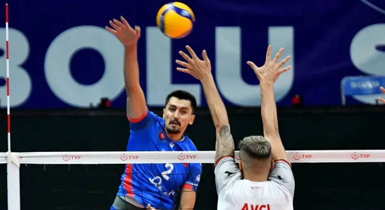 Halkbank Spor Toto'yu 3-1 ile geçti