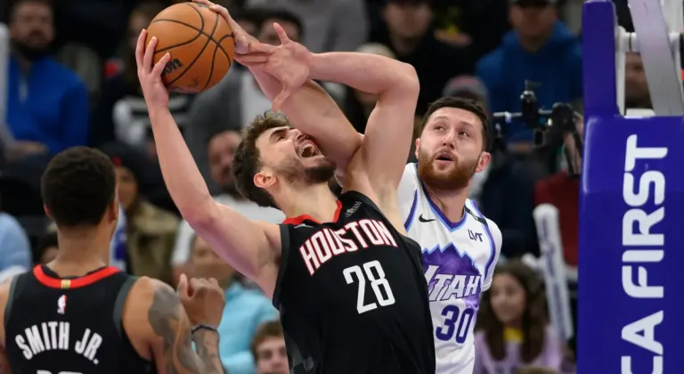 Houston Rockets, Alperen Şengün’ün Parladığı Gecede Utah Jazz’i Farklı Aştı