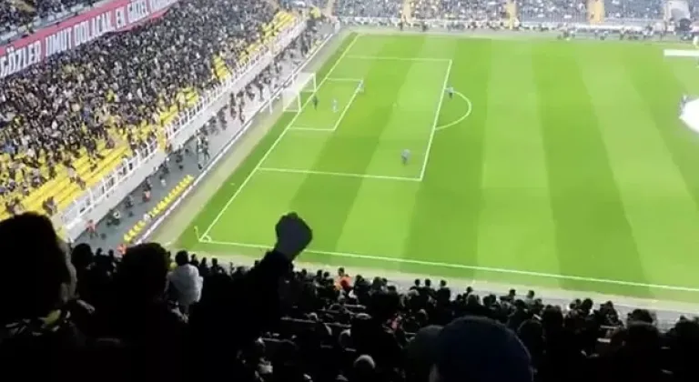 'Hükümet istifa' diyen Fenerbahçe taraftarına deplasman yasağı