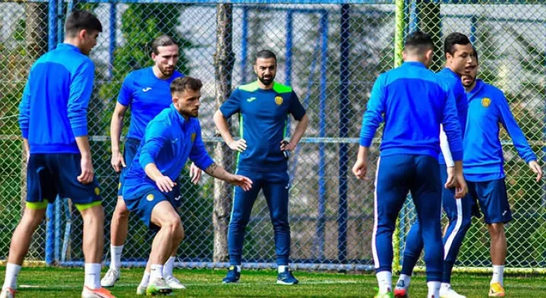 İşte Ankaragücü'nde Sedat Ağçay'ın ilk 11'i