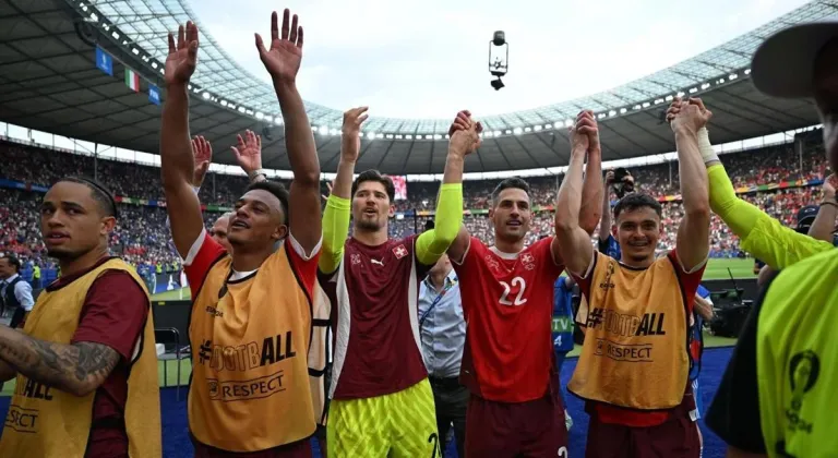 İsviçre ilk çeyrek finalist...Son şampiyonu devirdiler...