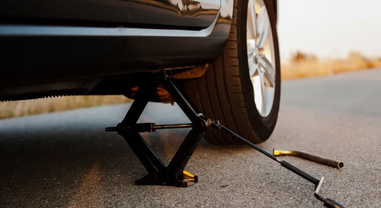 Menderes Çekici ve 7/24 Profesyonel Oto Kurtarma Hizmeti