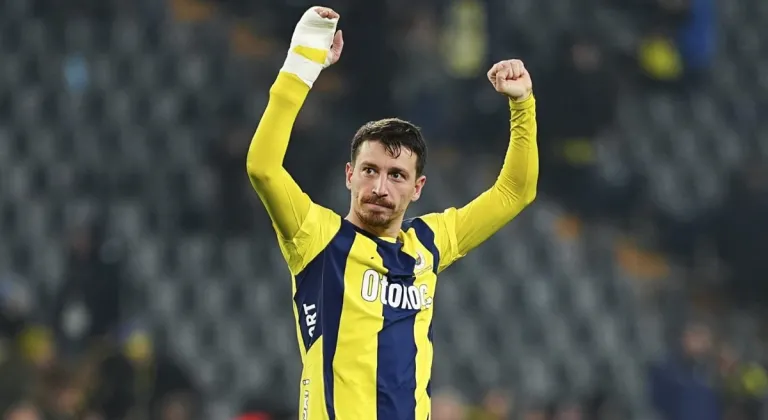 Mert Hakan Yandaş’a Süper Lig’den Çifte Talip
