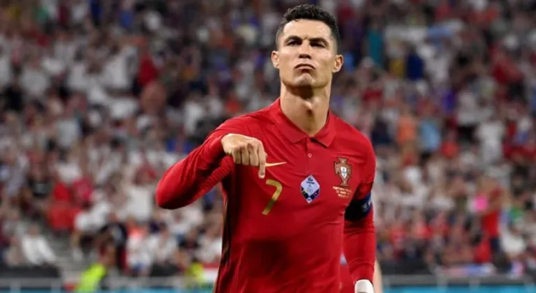 Ronaldo'dan transferi için ilk açıklama