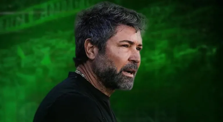 Sakaryaspor’da Teknik Direktörlük Görevine Hakan Kutlu Getirildi