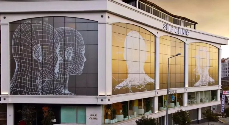 Sule Hair Transplant 13 Binden Fazla Saç Ekimi Gerçekleştirdi