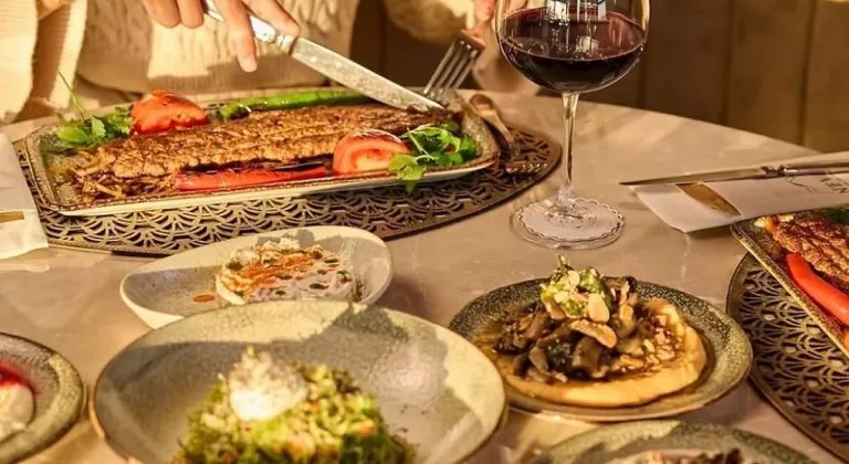 Taksim Restoranlar Kültürünün Şehirle Bütünleşen Yapısı