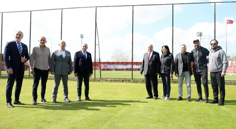 TFF Başkanı Mehmet Büyükekşi Gençlerbirliği'ni ziyaret etti