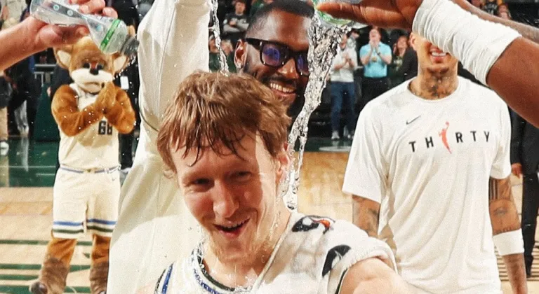 Timberwolves, Rockets’ı durdurdu! Lakers’tan farklı galibiyetle play-off avantajı