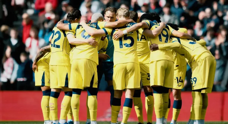 Tottenham Tarihi Krizde! 14 Maçtır Kazanamayan Dev Kulüp Düşme Hattında