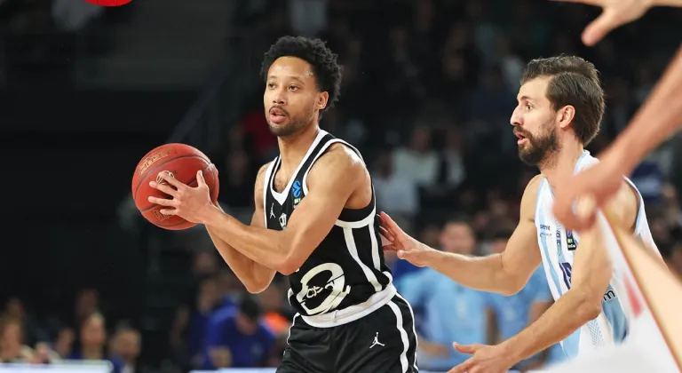 Türk Telekom Evinde Kaybetti! Seri Fransa’ya Taşındı