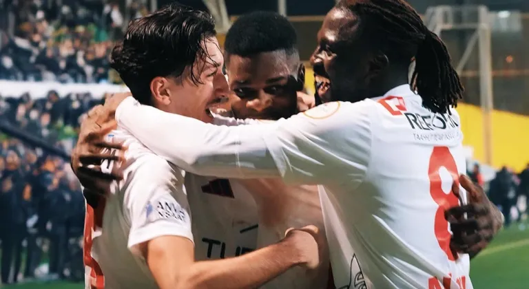 Vanspor İstanbulspor'u deplasmanda devirdi