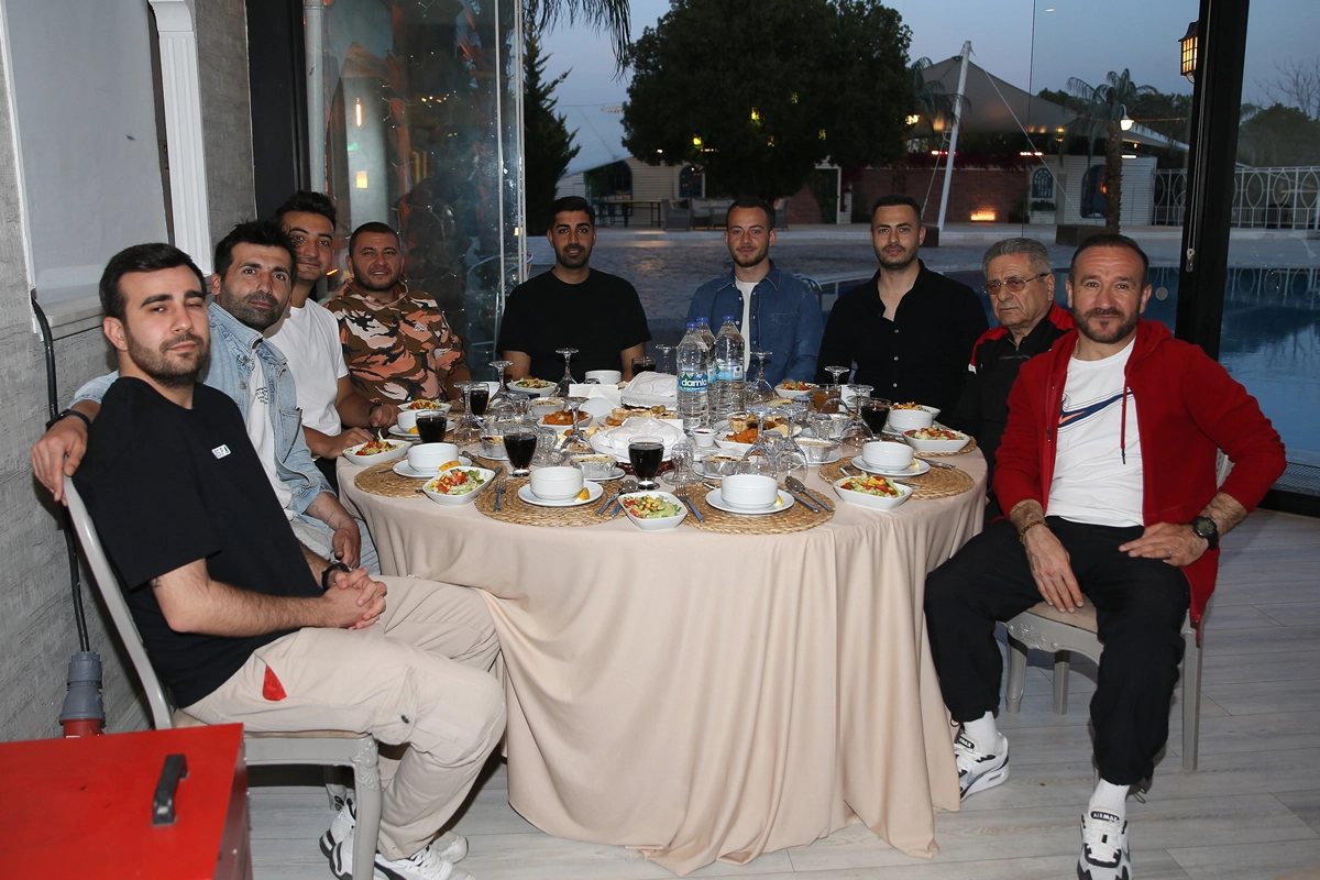 Gençlerbirliği, 102. Yaşını Kulüp Emekçileriyle Kutladı