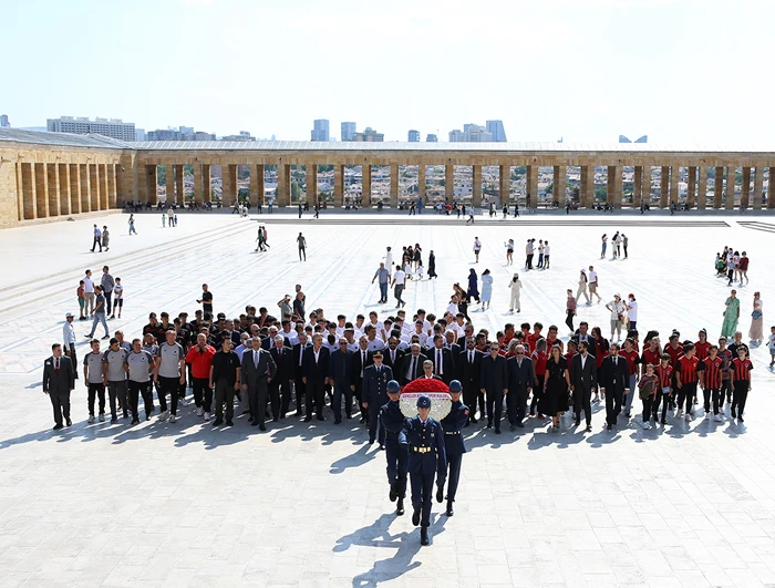 Gençlerbirliği Anıtkabir ziyareti