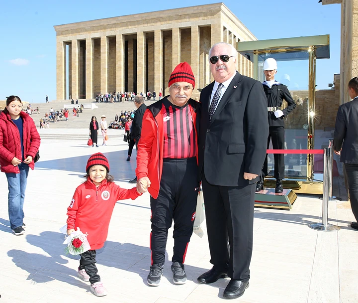 Gençlerbirliği Anıtkabir Ziyaret