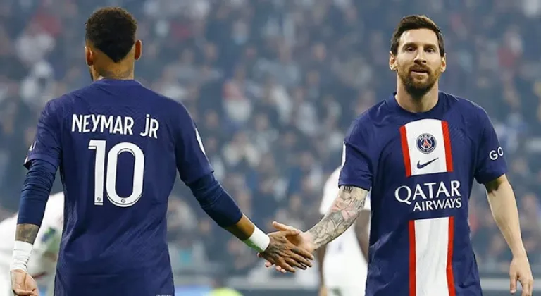 Messi PSG’de kalacak mı?