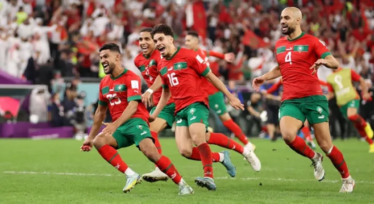 Tarih yazan Fas’ta sadece 3 futbolcu ülkesinde forma giyiyor