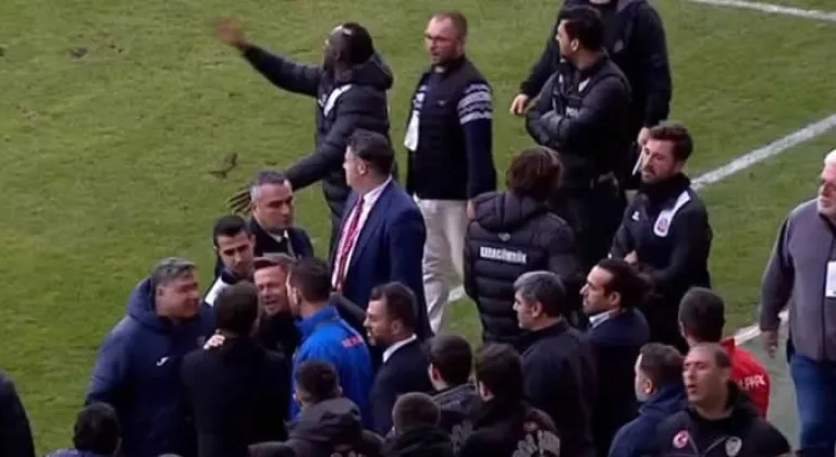 Fatih Karagümrük’ten hakem tepkisi…Ortalık karıştı…