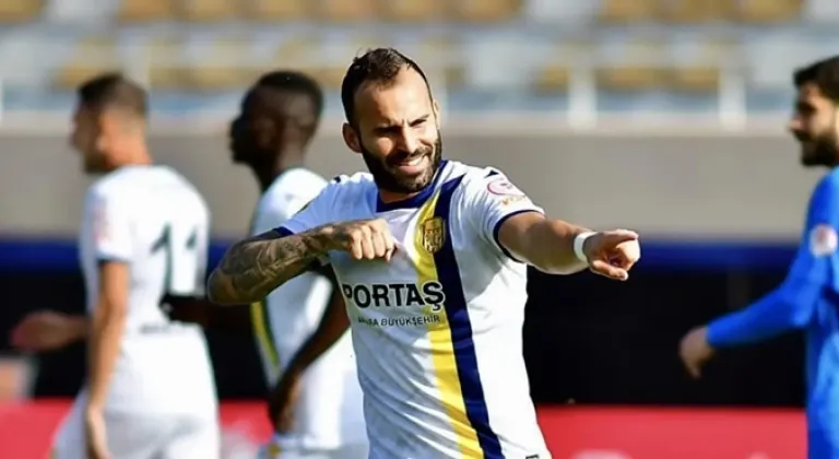 Ankaragücü’nden ayrılan yıldız oyuncu kulüpsiz kaldı