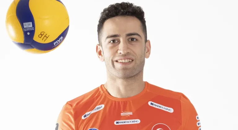Halkbank Arkas’ı konuk edecek