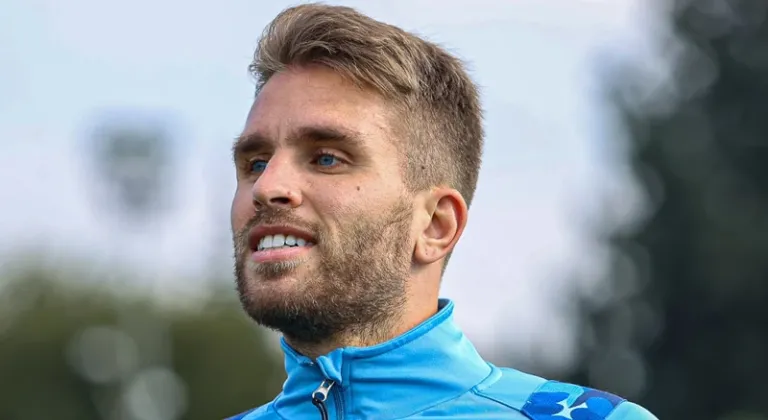 Adana Demirspor’da 1 ayrılık daha
