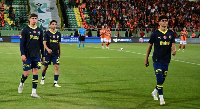 Fenerbahçe Süper Kupa’da sahadan çekildi