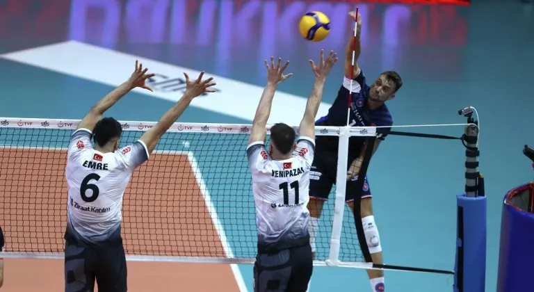 Nefesleri kesen derbi Halkbank’ın
