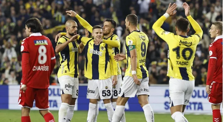 Fenerbahçe’den stoper için 15 milyon euro