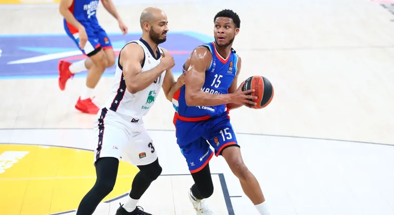 Anadolu Efes Milano’ya patladı