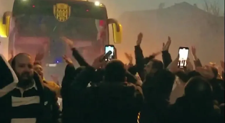 Ankaragücü’nü taraftarlar uğurladı